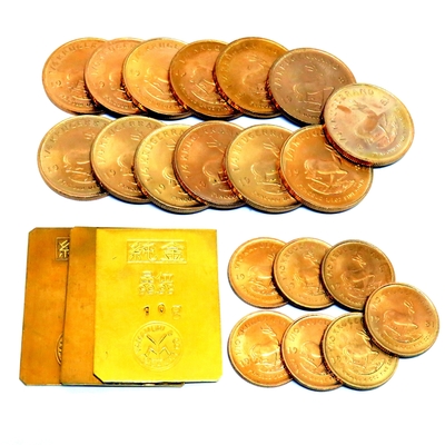 22金コインと純金板