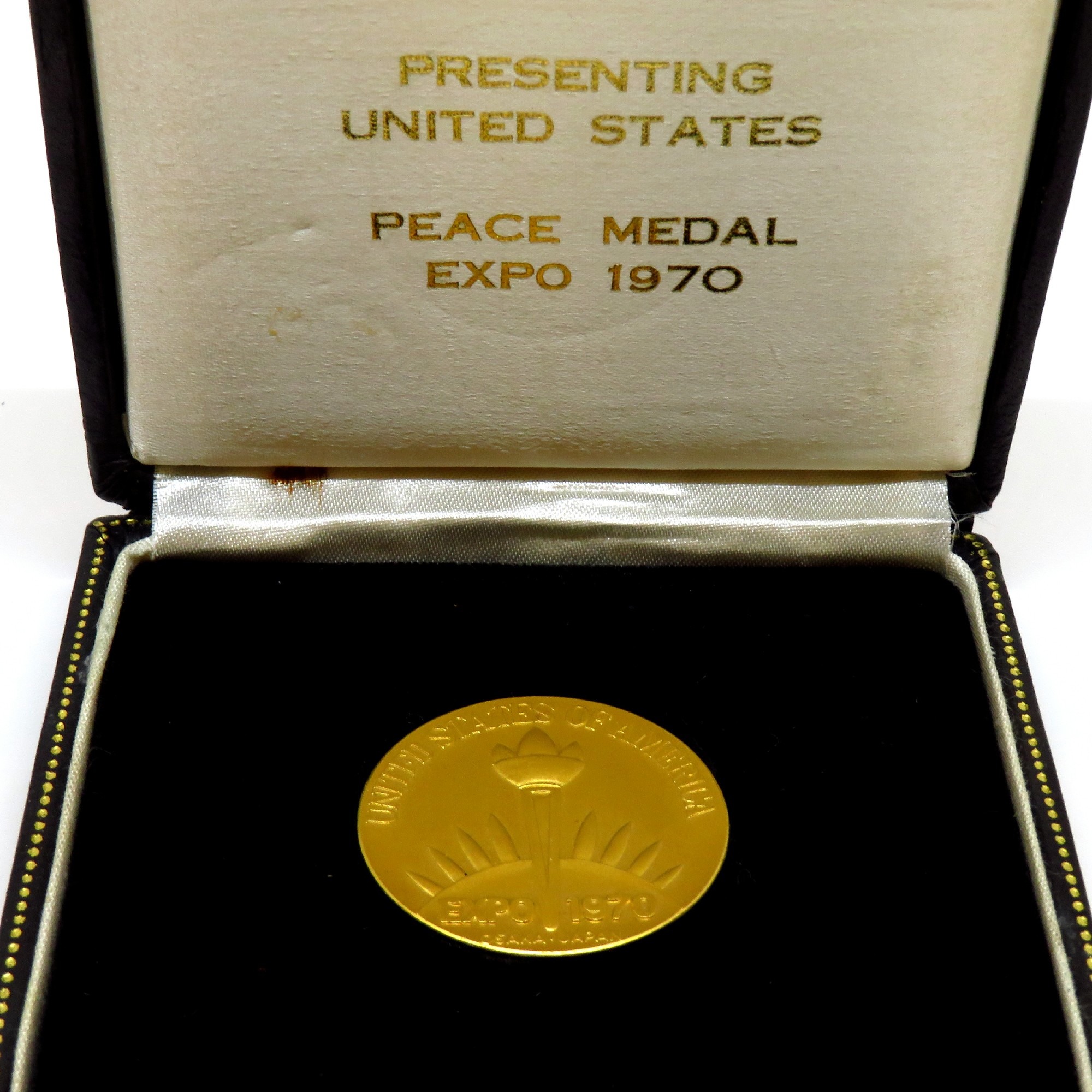 1970年の大阪万博の記念メダルを買い取りさせて頂きました