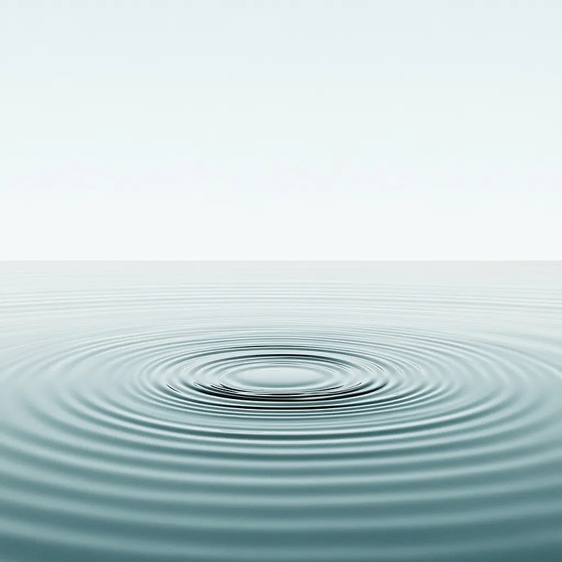 揺らぐ水面 揺らぐ水面