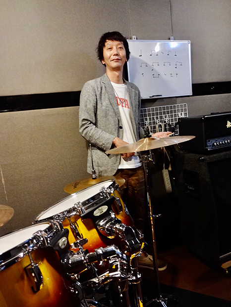 音楽の楽しさを共有できるよう上達に導くプロ 	斉藤慶司さん