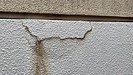 外壁のひび割れ、放置するとどうなる?
