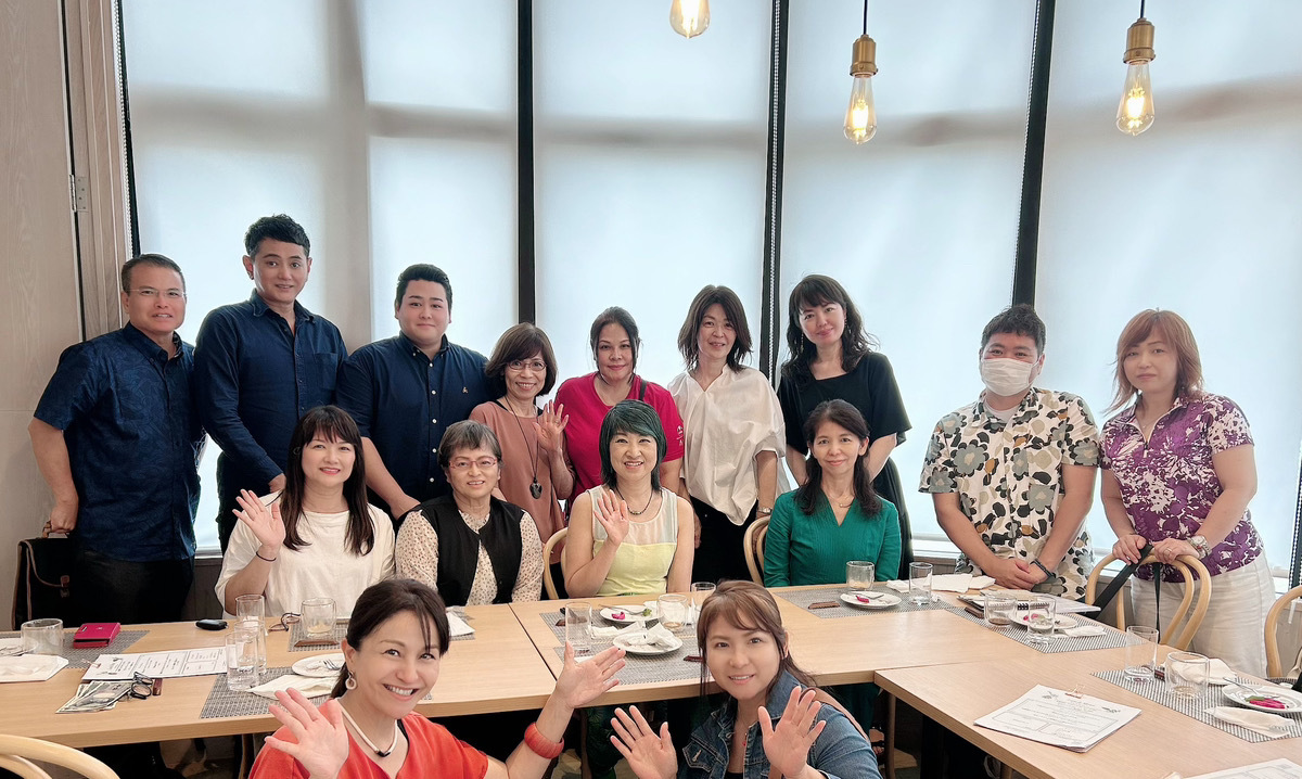 ランチ会の参加者とパチリ！