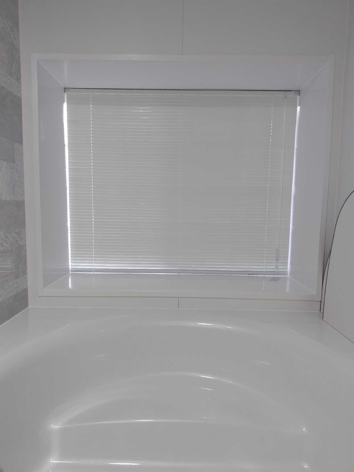 浴室用ブラインド