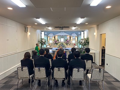 真言宗智山派弥勒院御住職様のお導きにより家族葬を執り行うお手伝いをさせて頂きました