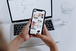 口座振替変更手続きネットからできますか？