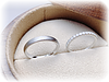 結婚指輪はエタニティリングに。ハーフエタニティマリッジリングをオーダーメイドできるコラニーならジュエルミキへ。