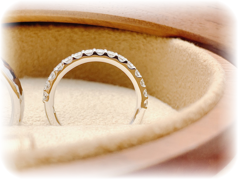 エタニティマリッジリングならジュエルミキ