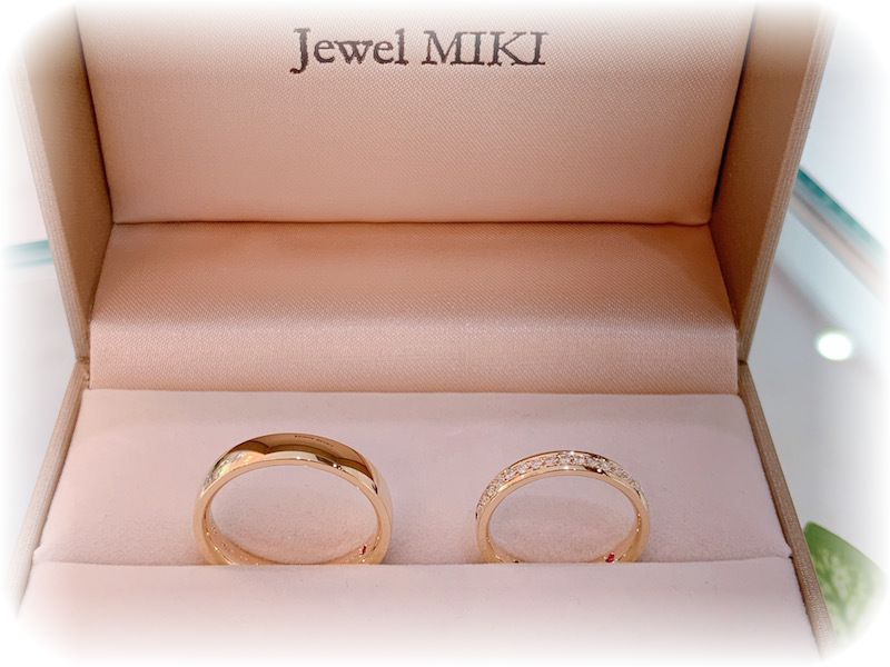 ゴールドエタニティリングならジュエルミキ