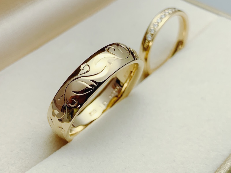 ゴールド手彫り結婚指輪はジュエルミキへ