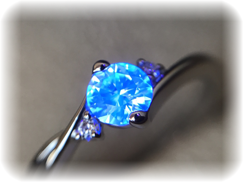 Strong Blue Fluorescence