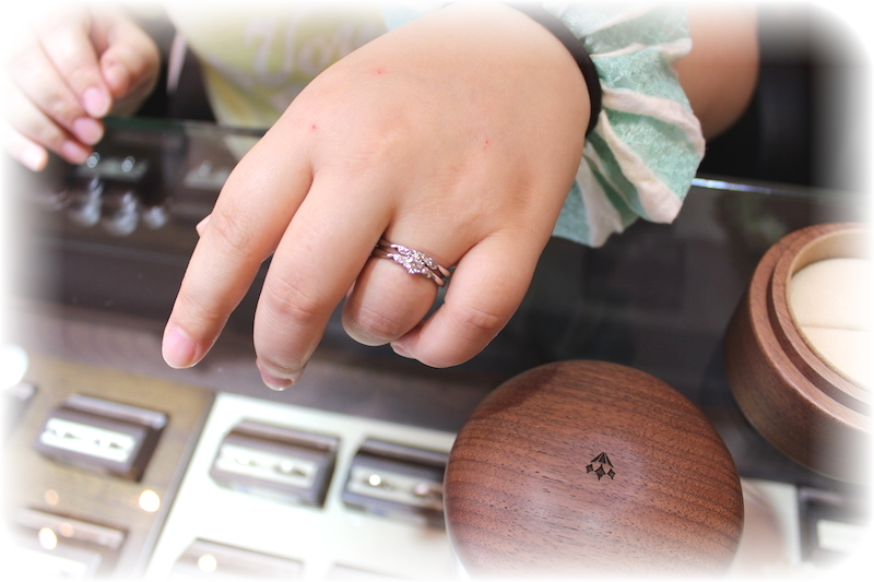 宮崎、延岡、日向で婚約指輪はジュエルミキ