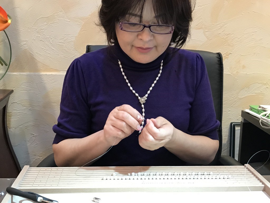 パールネックレス修理ならジュエルミキ
