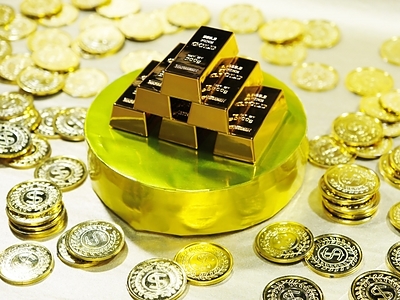 金価格最高値更新…ゴールドをポートフォリオに入れるべき理由…金投資の魅力と投資方法