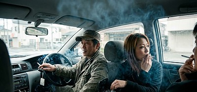 【解決事例】芳香剤で消えない中古車のタバコ臭は、洗浄でヤニを除去