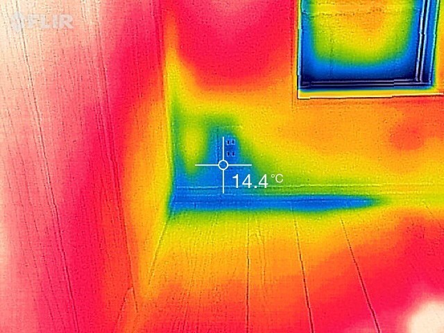 サーモグラフィーで断熱力の検証