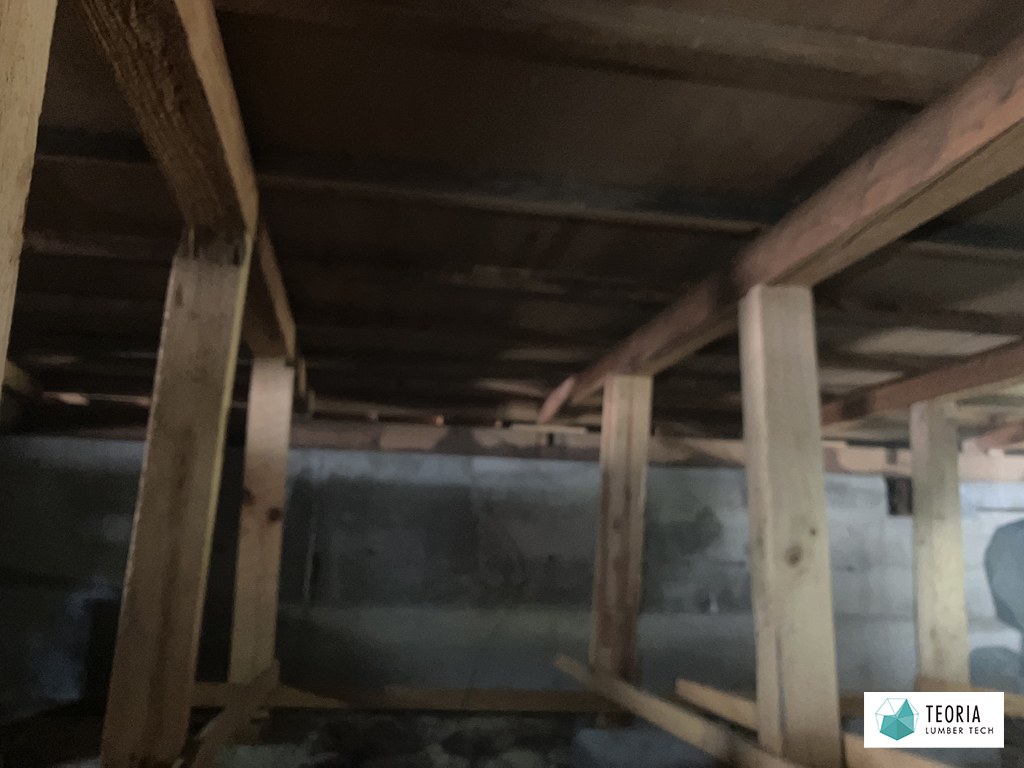 【床下施工前】