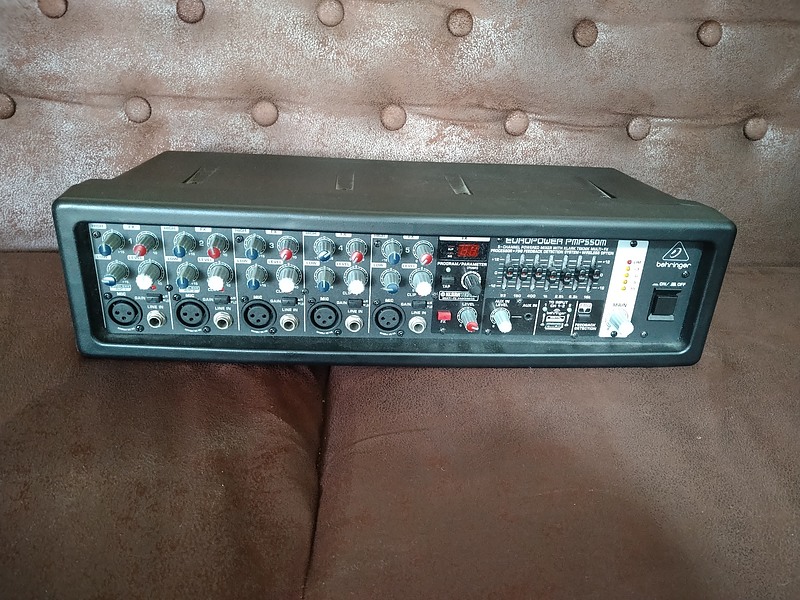 behringer EUROPOWER PMP550M