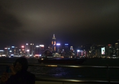 夜8時からのレーザーショー