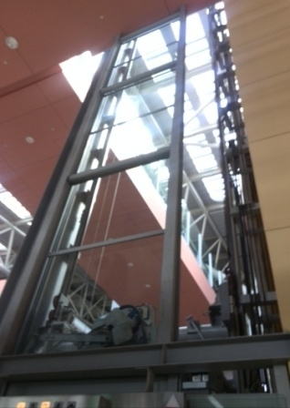 関空エレベーター