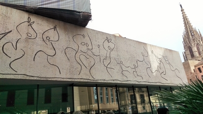 バルセロナ建築士協会のピカソ壁画