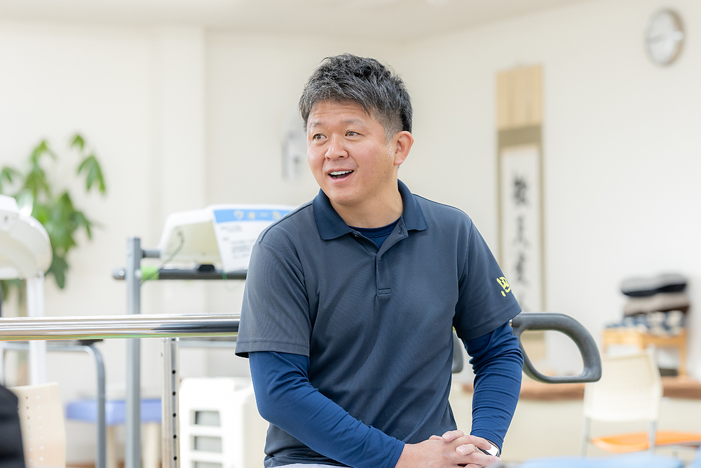鷹影佳史 たかかげよしふみ