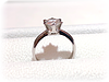 ＜リフォーム：昔の立爪指輪＞プラチナ立爪婚約指輪からプラチナネックレスへリフォーム。
