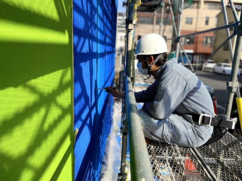 府内5番街　前田信明　壁画制作：空間ペインター芳賀健太