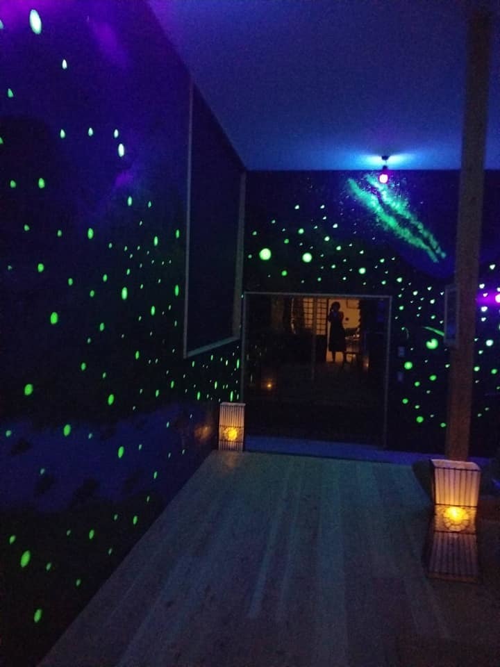 空間ペインター20周年_つきのほたる_カラオケダイちゃん_壁画制作