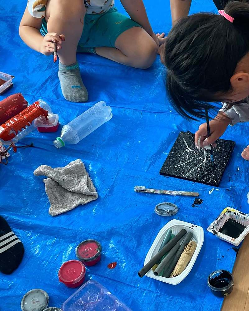 海洋プラゴミをアートに　空間ペインター芳賀健太