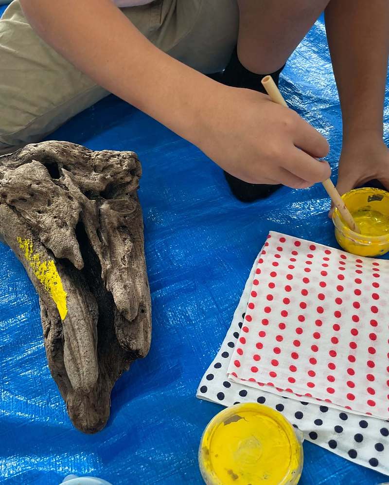 海洋プラゴミをアートに　空間ペインター芳賀健太