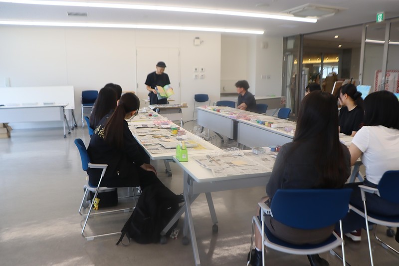 豊後大野市図書館　絵本原画展　読み聞かせ　ワークショップ　芳賀健太　空間ペインター