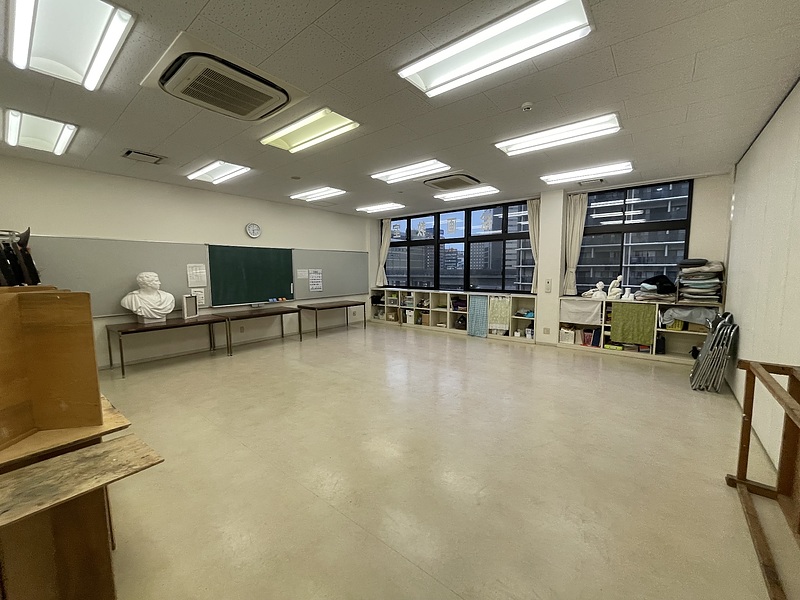 絵画教室　芳賀健太　空間ペインター　コトブキヤ文具店駅南店