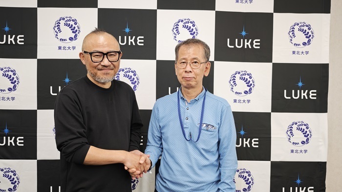 菅野教授と筆者(雀部陽一郎)