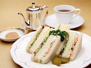 入れ歯で普通の食事が食べたい！