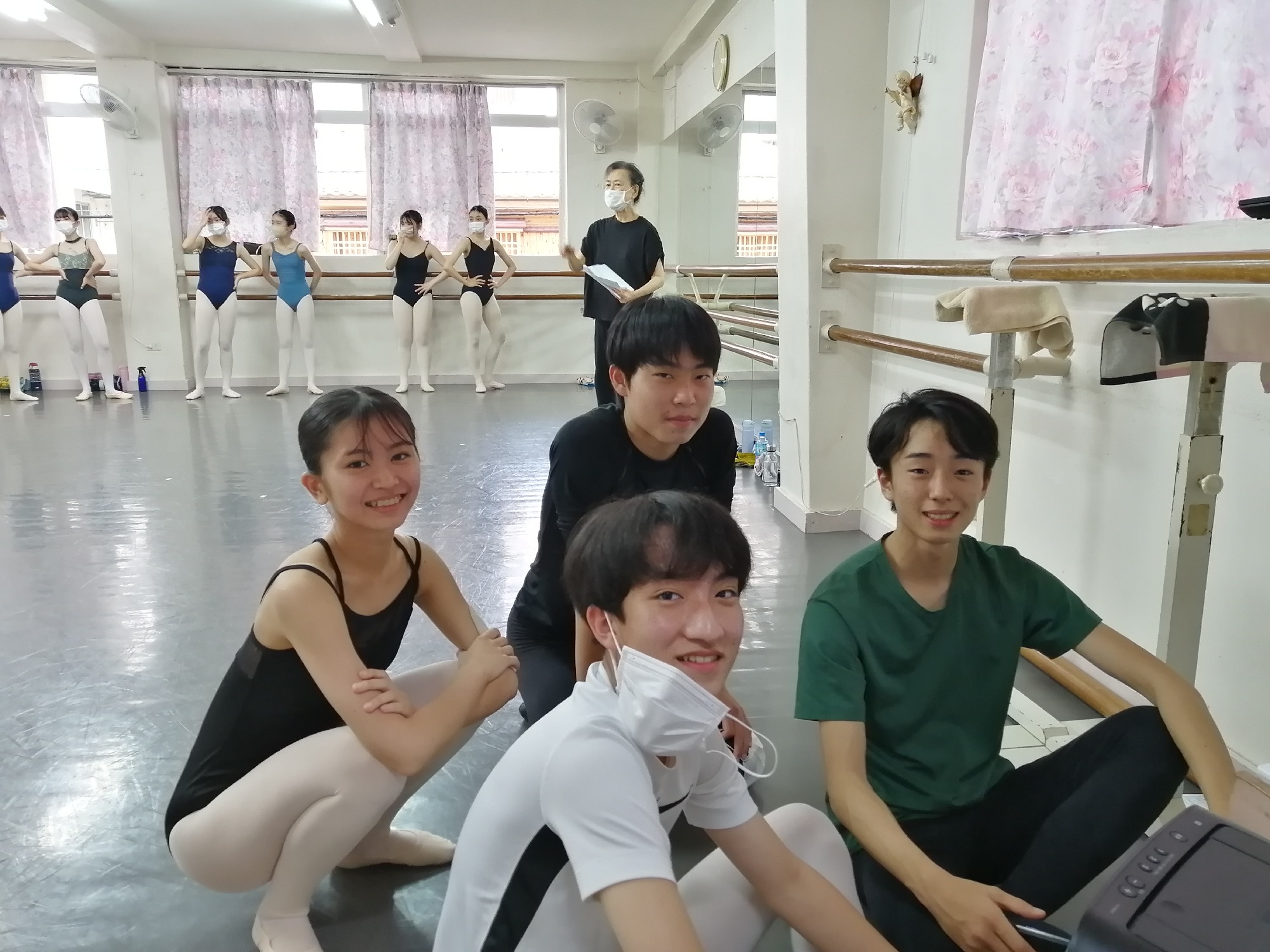 幼い頃から共に頑張ってきたバレエの仲間たち。