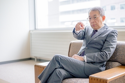 先代は生き抜く現実主義で二代目は持続可能と共感を重視