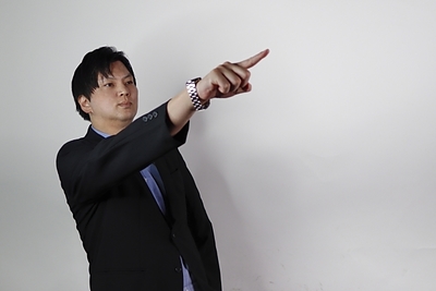 「現場を見ない」「顧客の声を聞かない」後継社長の原因と改善策