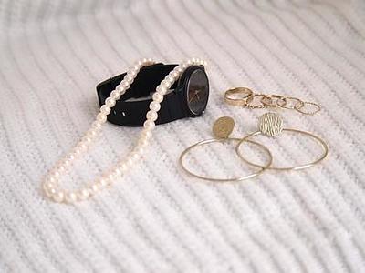 最初に買うジュエリーは何がいい？失敗しない選び方　　パーソナルカラー・スタイリング