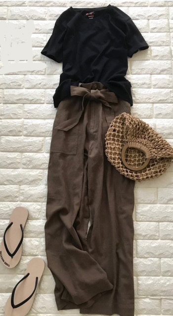 真夏の今、服を買うなら秋を意識しませんか？