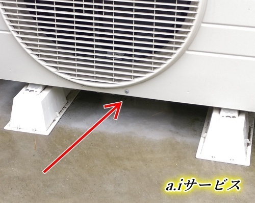 蜂の巣室外機 蜂の巣室外機