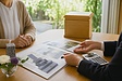 お墓を建てたいけど費用がない！ローンや代替の供養方法をプロが解説