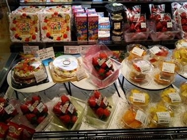 ケーキ関連陳列