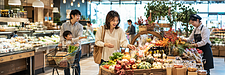 作業改善の先に「楽しくワクワクする売場」をつくる | カルディとIKEAに学ぶ店舗体験の高め方