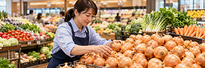 スーパーの生産性向上｜たまねぎの皮むきは本当に必要？「昔からの作業」を見直して利益を生む方法