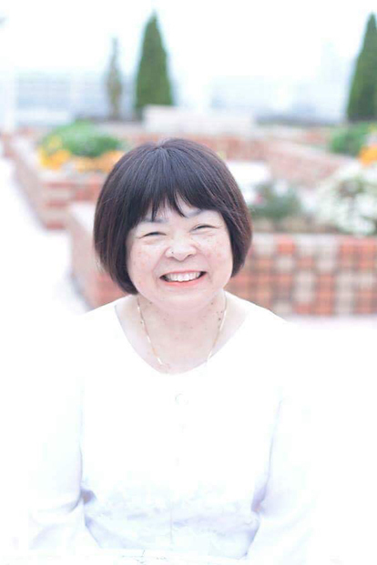 認知症ケアと看取りに力を注ぎ、高齢者問題に取り組む専門家 	石川立美子さん
