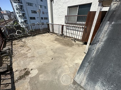 リノベーションしたビルの屋上のリノベーション