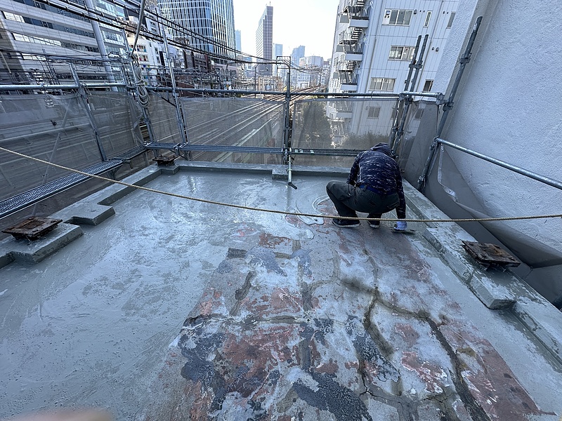 百人町屋上下塗り