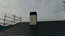 鶴ヶ島市の三井ホームさんの新築住宅で薪ストーブの煙突工事（角トップ）