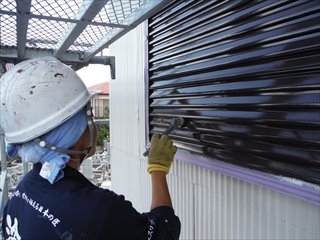 牧田邸　戸袋上塗り