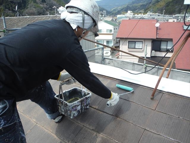 小泉邸　屋根下塗り